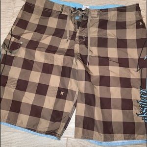 Quicksilver bird shorts